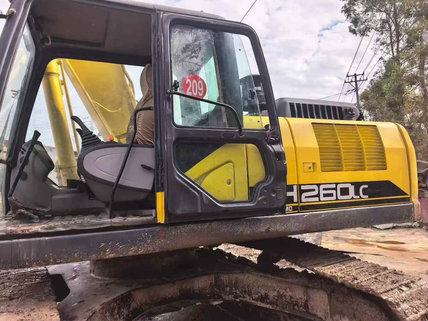 Buy Sumitomo SH260LC-6 Used Excavator / 9