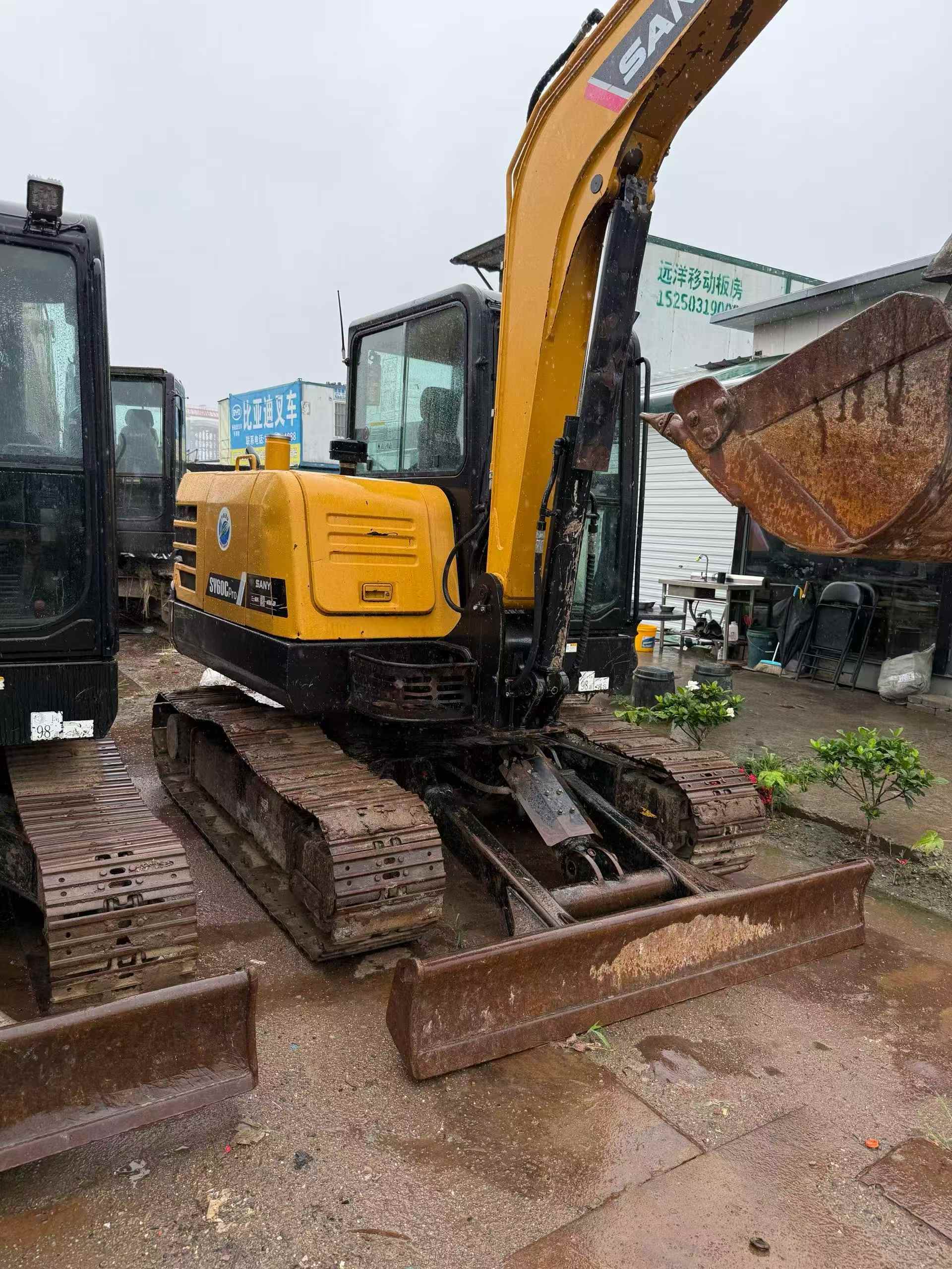 Buy Sany SY55 Used Excavator / 8