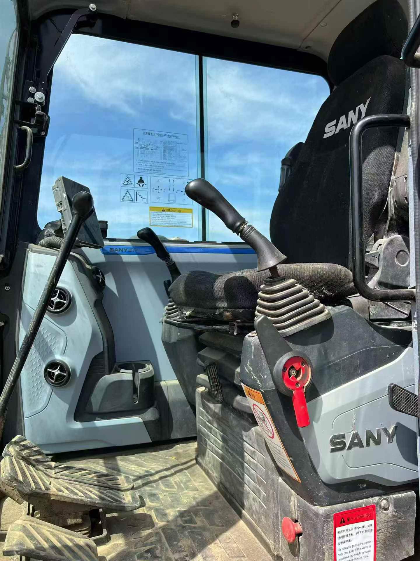 Buy Sany SY55 Used Excavator / 8