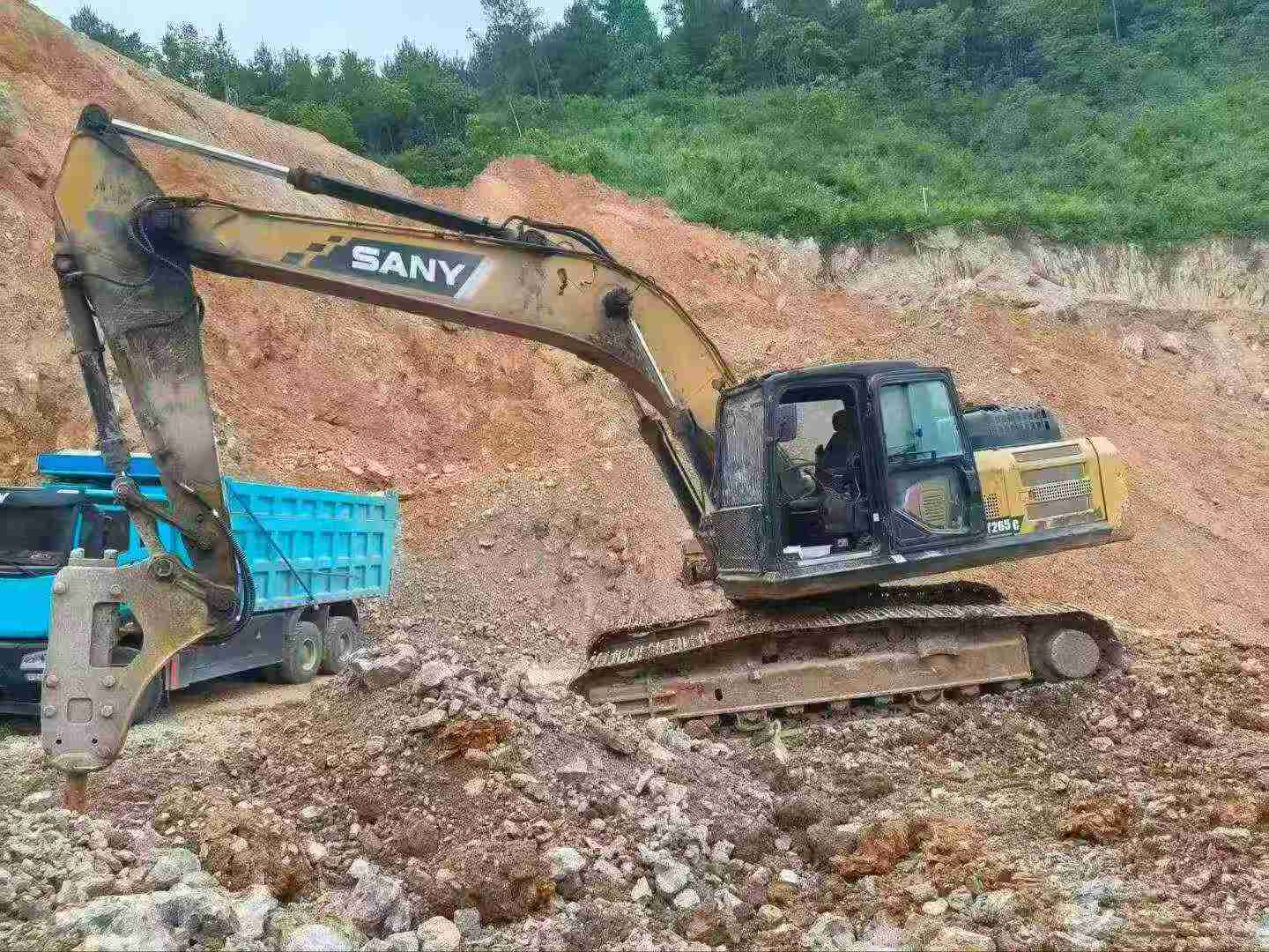 Buy Sany SY265C Used Excavator / 2