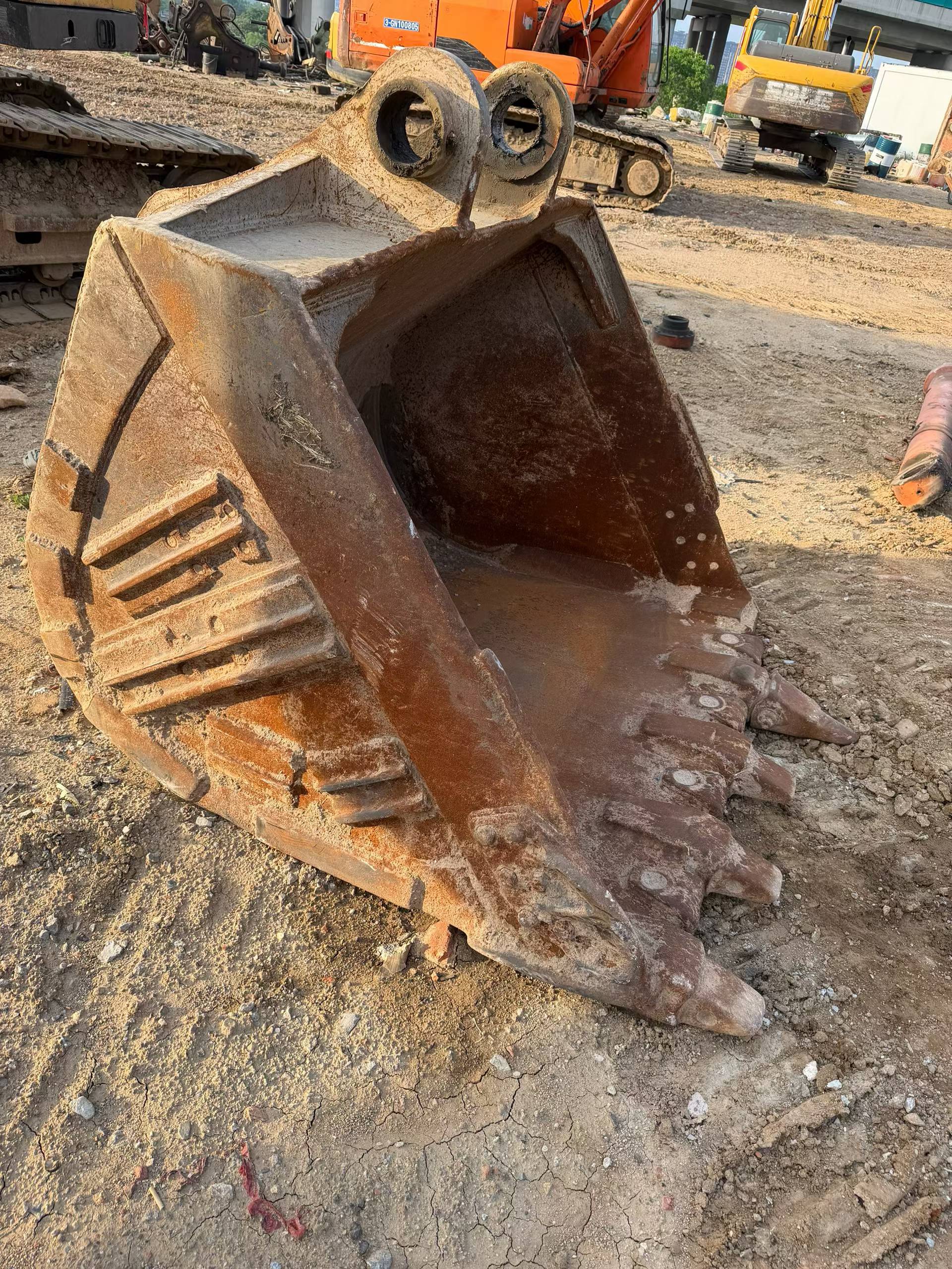 Buy Hitachi EX350 Used Excavator / 3