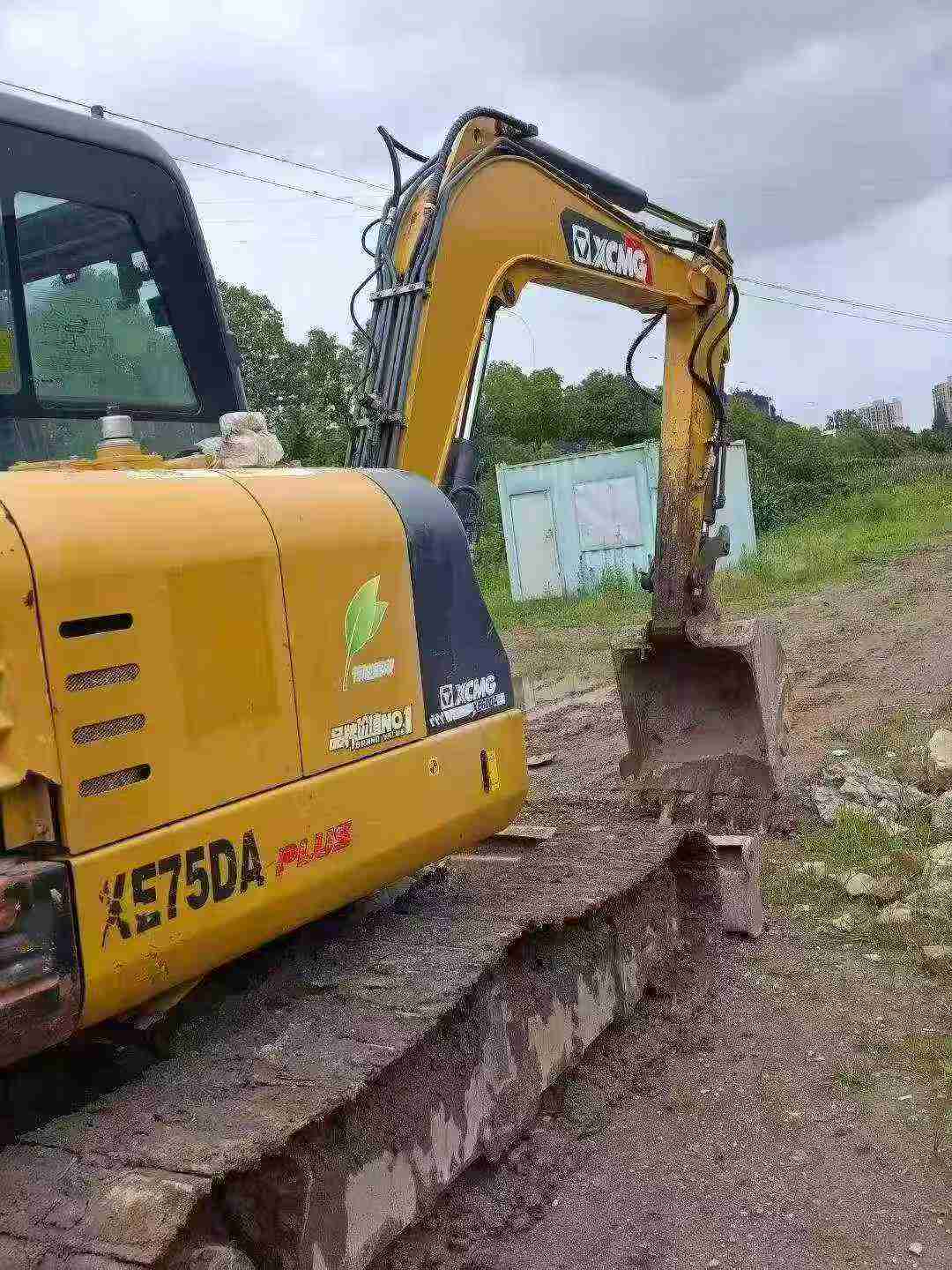 Buy XCMG XE60 Used Excavator / 3