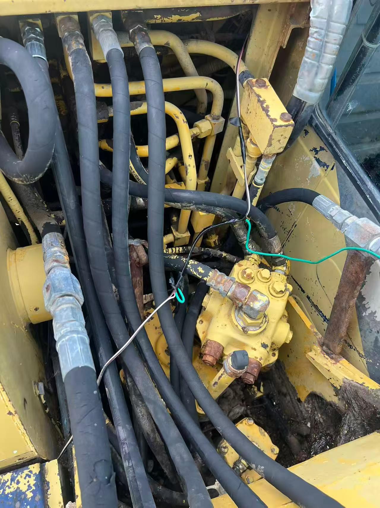 Buy Komatsu PC60-6 Used Excavator / 7