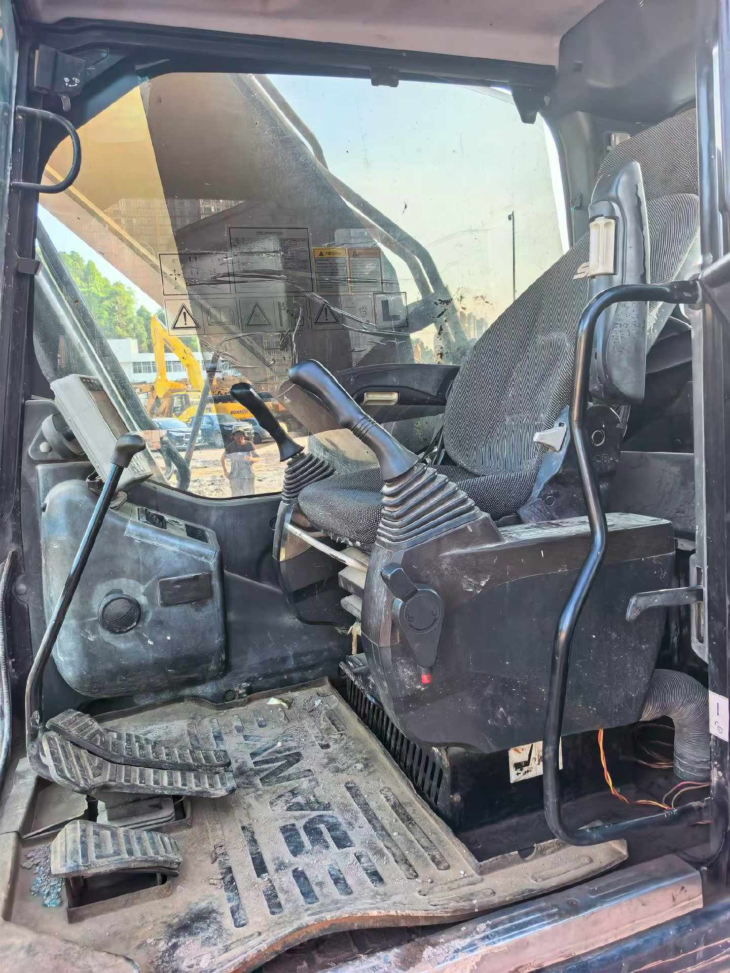 Buy Sany SY205C Used Excavator / 8
