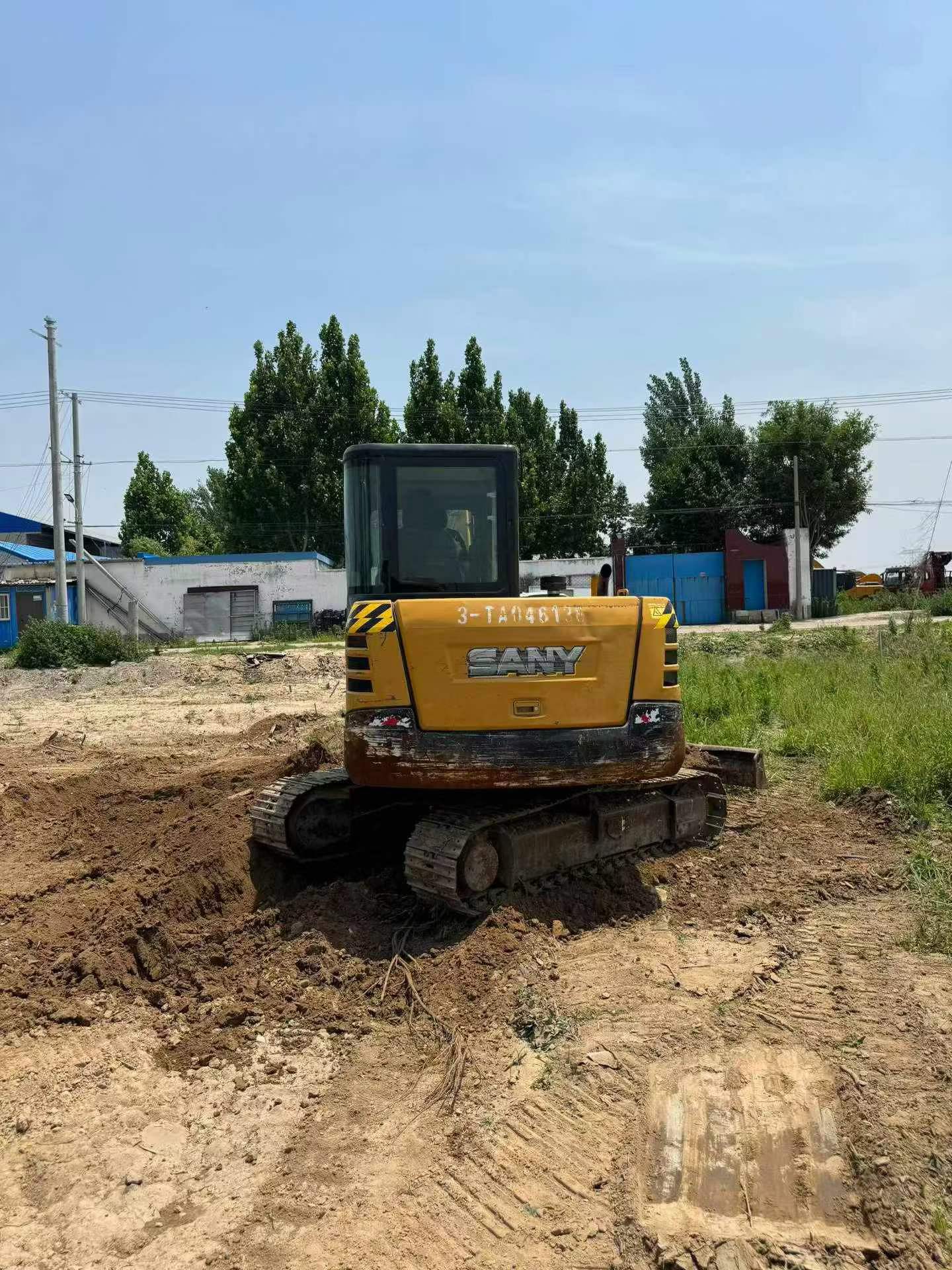 Buy Sany SY55 Used Excavator / 3