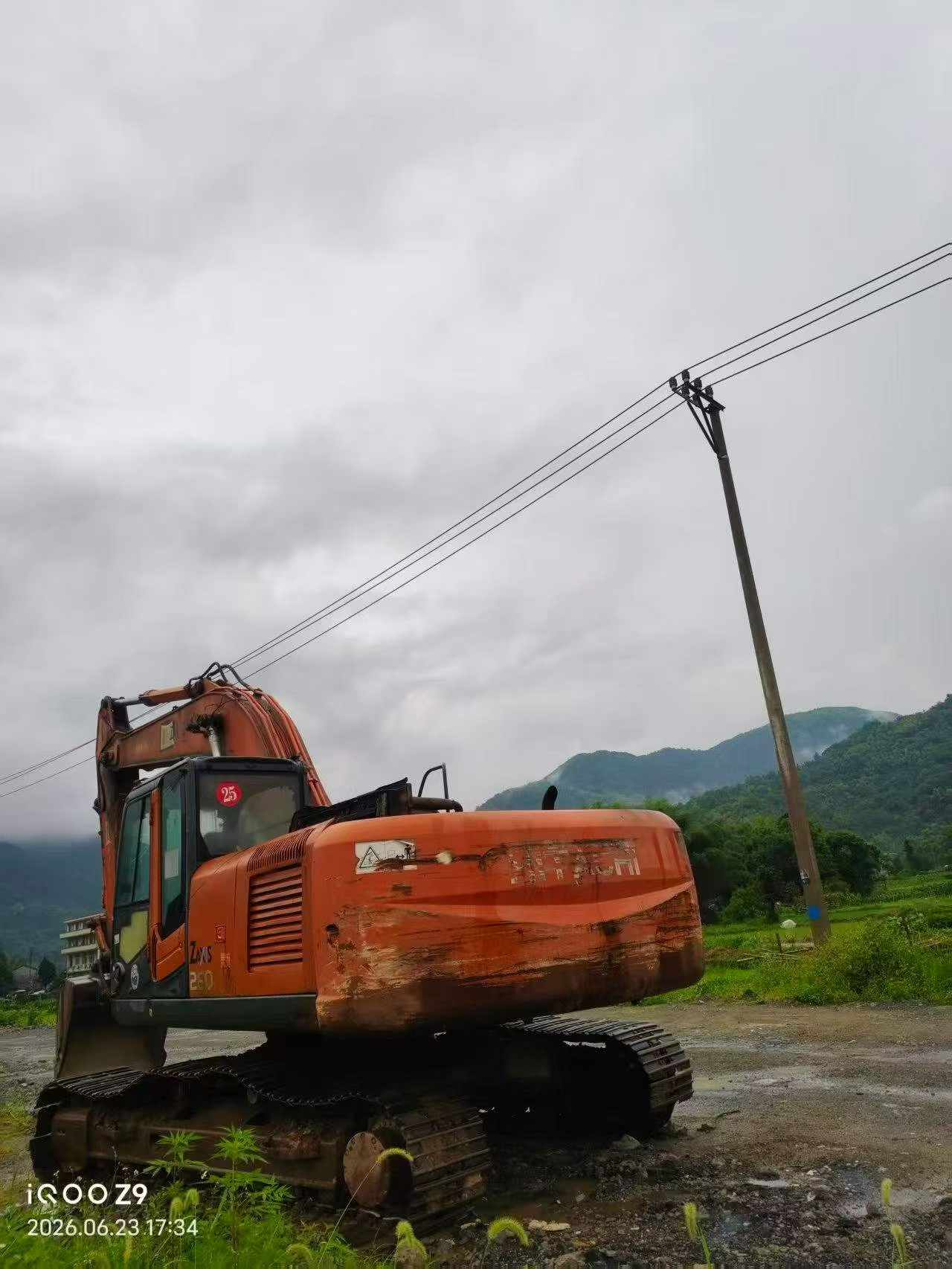 Buy Hitachi ZW250 Used Excavator / 2
