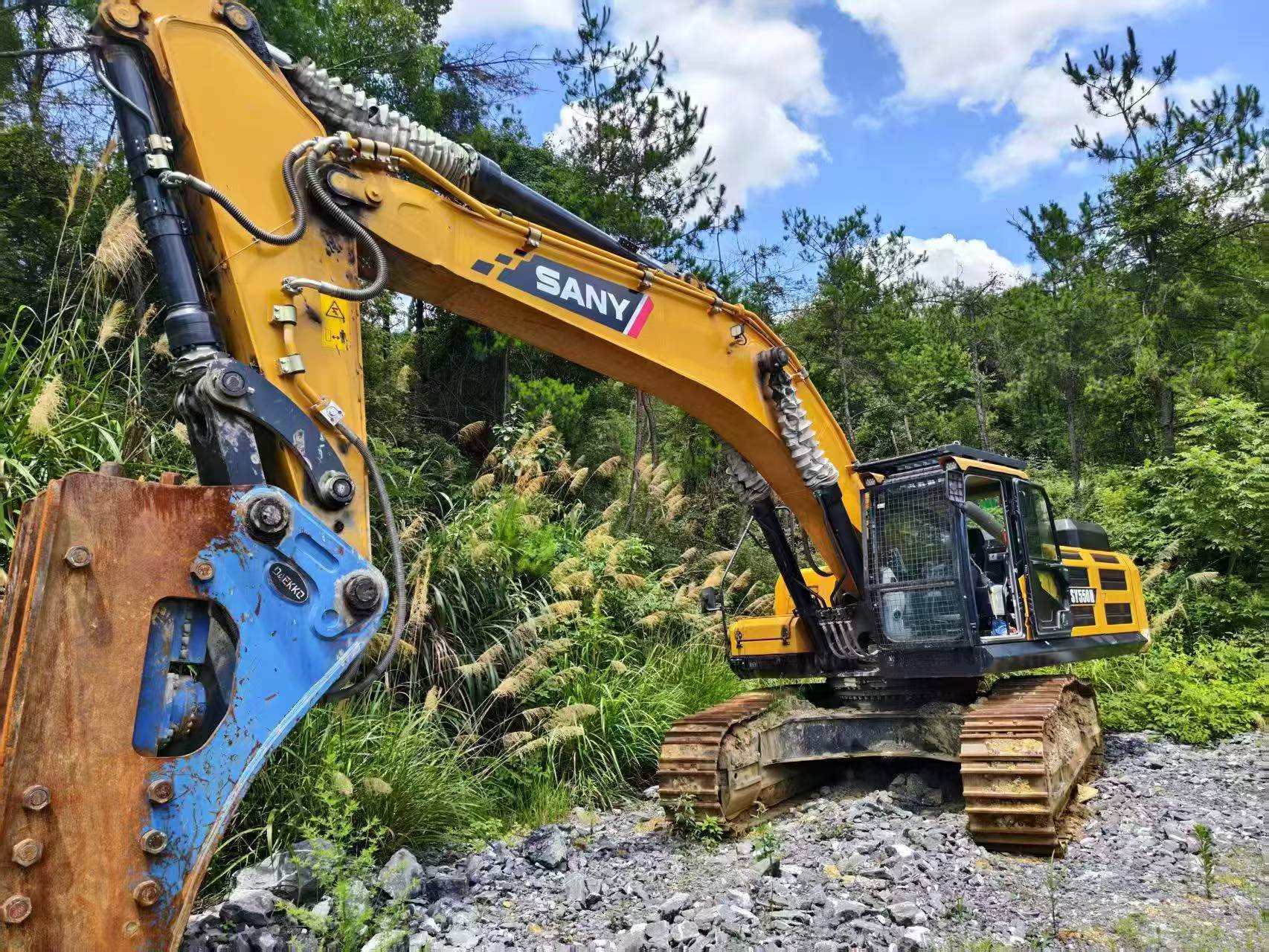 Buy Sany SY550H Used Excavator / 2