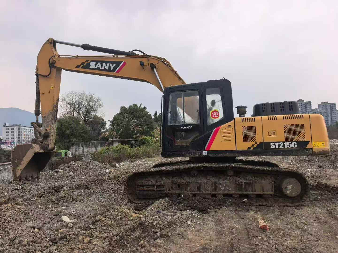 Buy Sany SY205C Used Excavator / 2