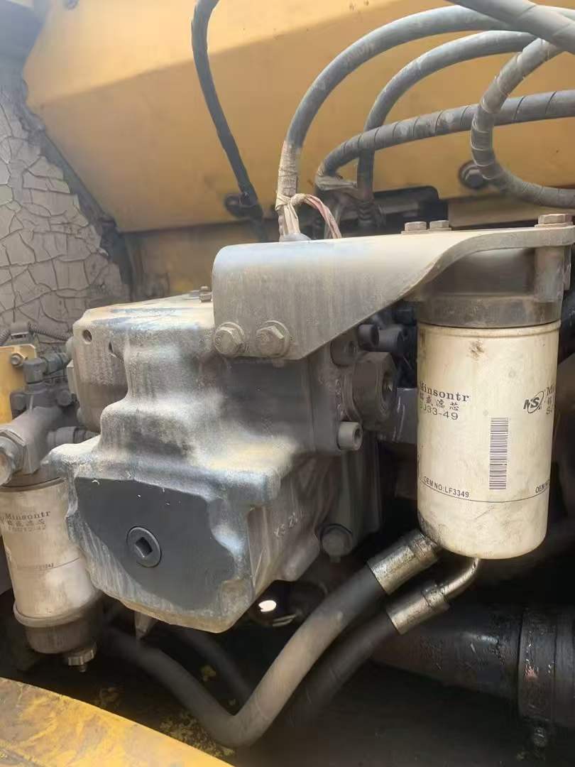 Buy Komatsu PC200-8 Used Excavator / 6