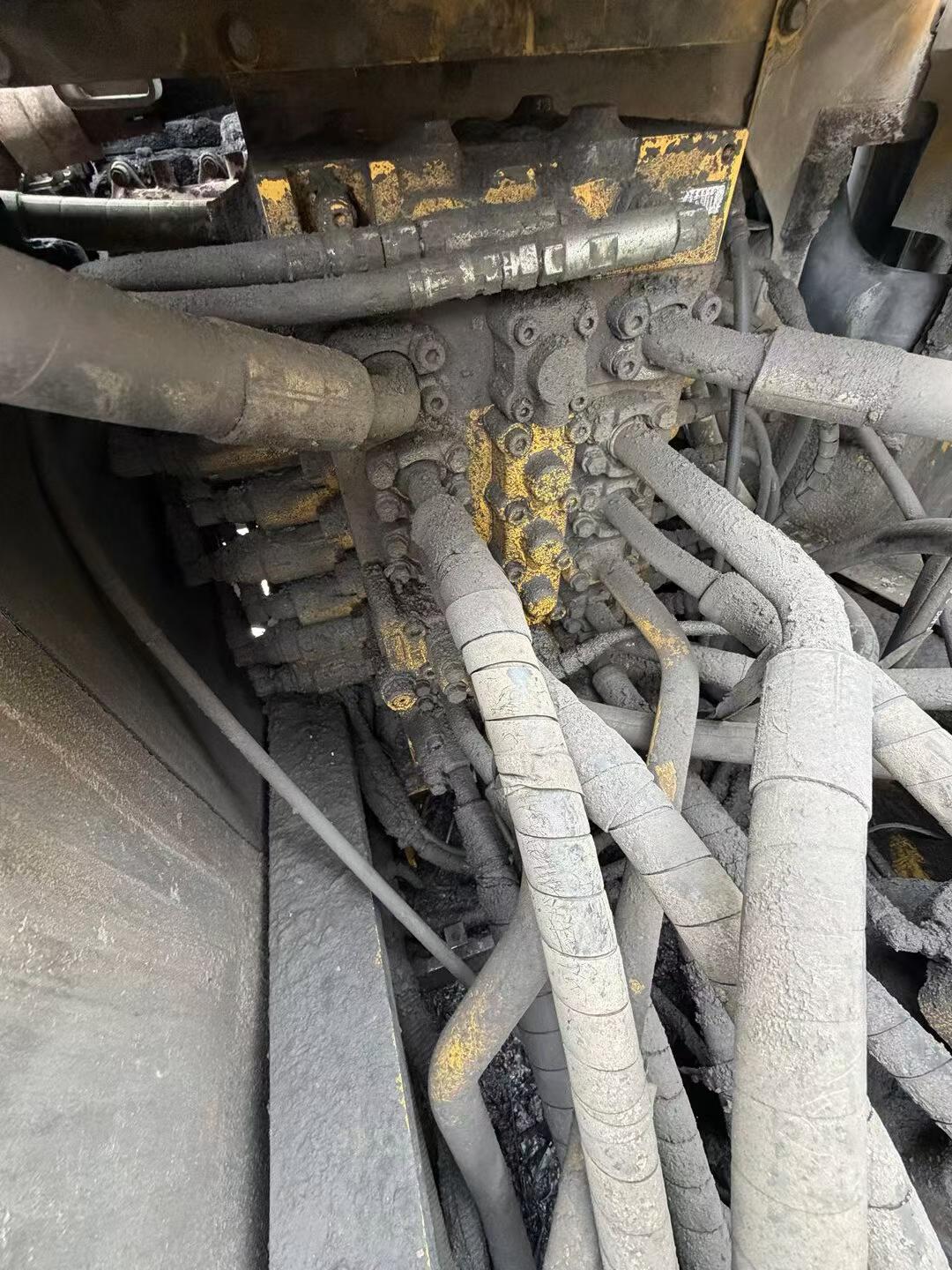Buy Komatsu PC200-8 Used Excavator / 7
