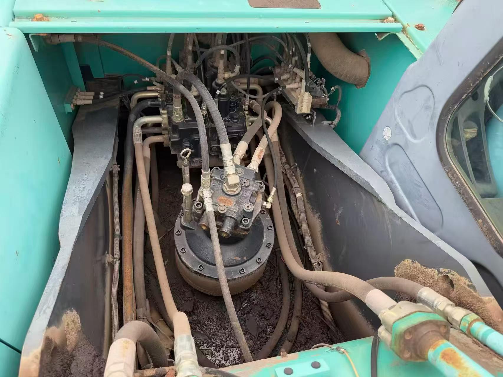 Buy Kobelco SK250-8 Used Excavator / 9