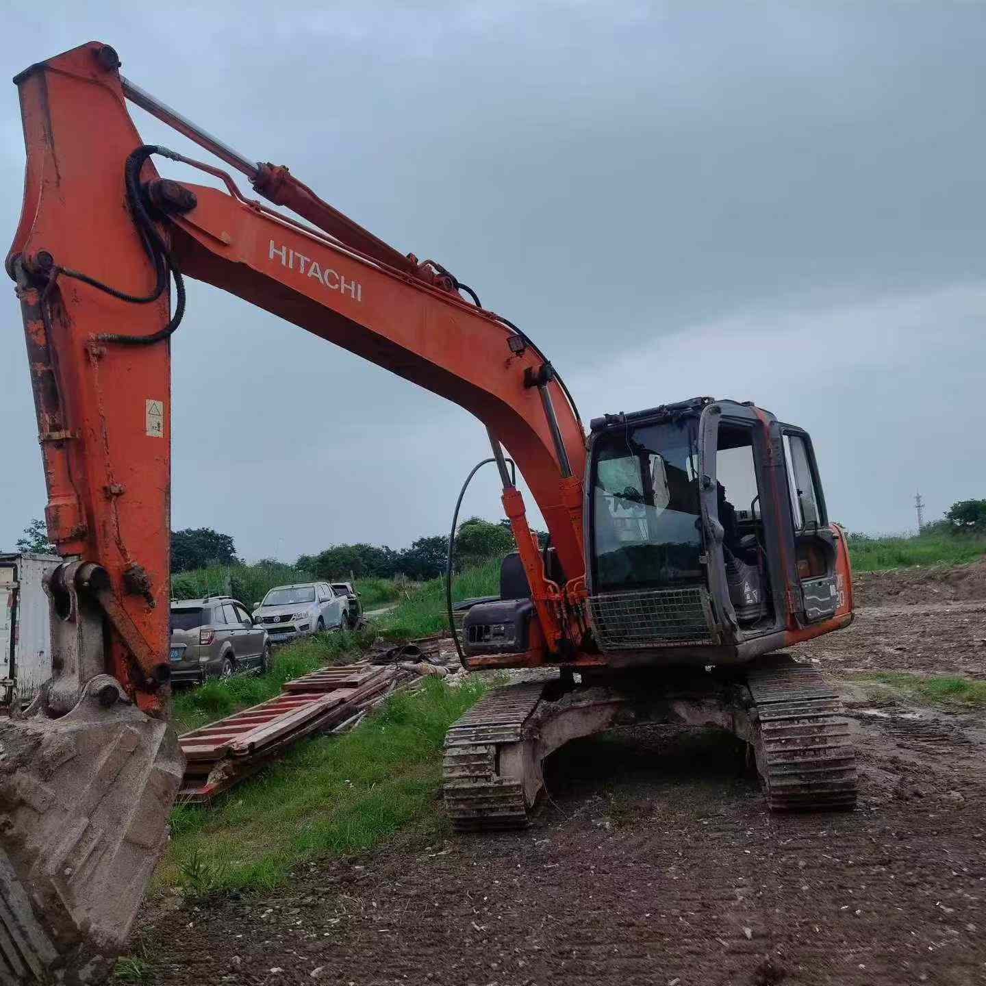 Buy Hitachi EX120-6 Used Excavator / 4