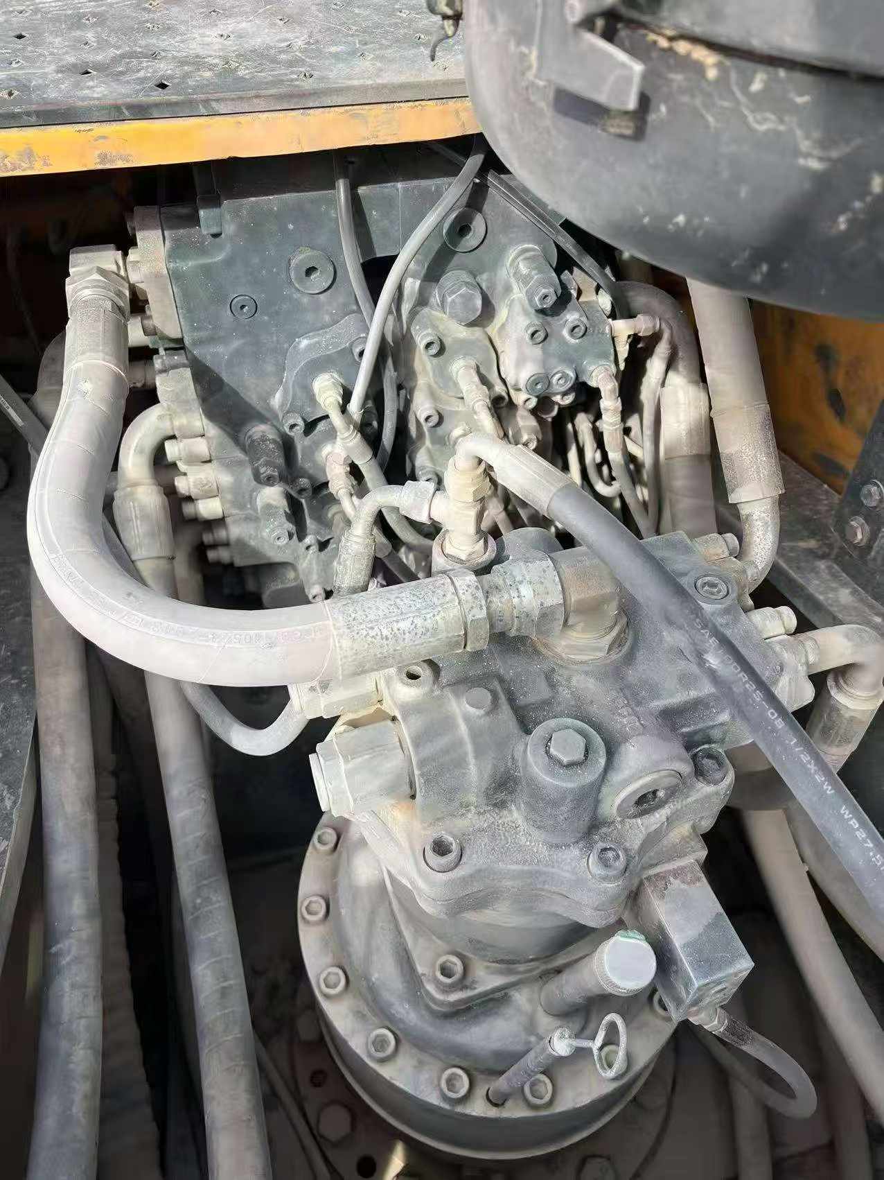 Buy Hyundai R385LVS Used Excavator / 8