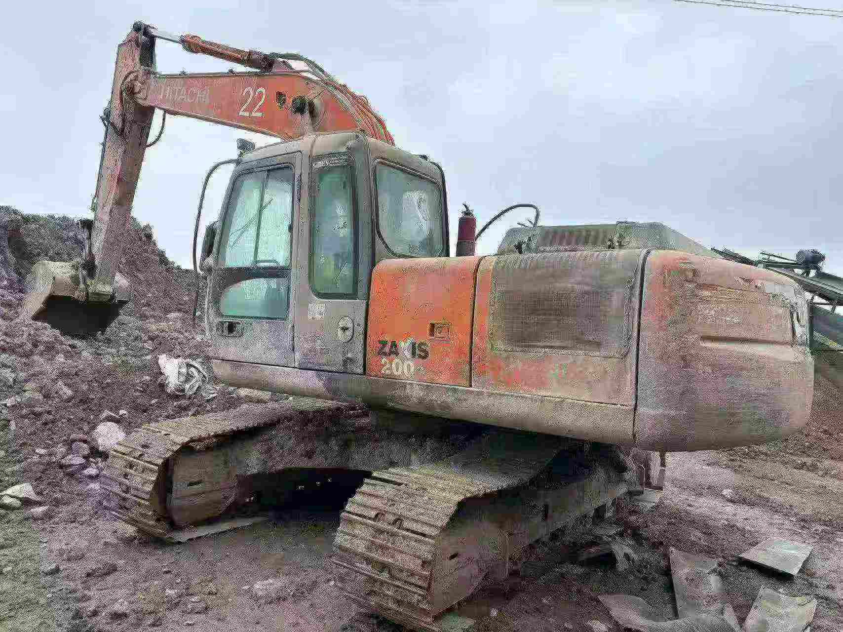 Buy Hitachi EX200-1 Used Excavator / 4