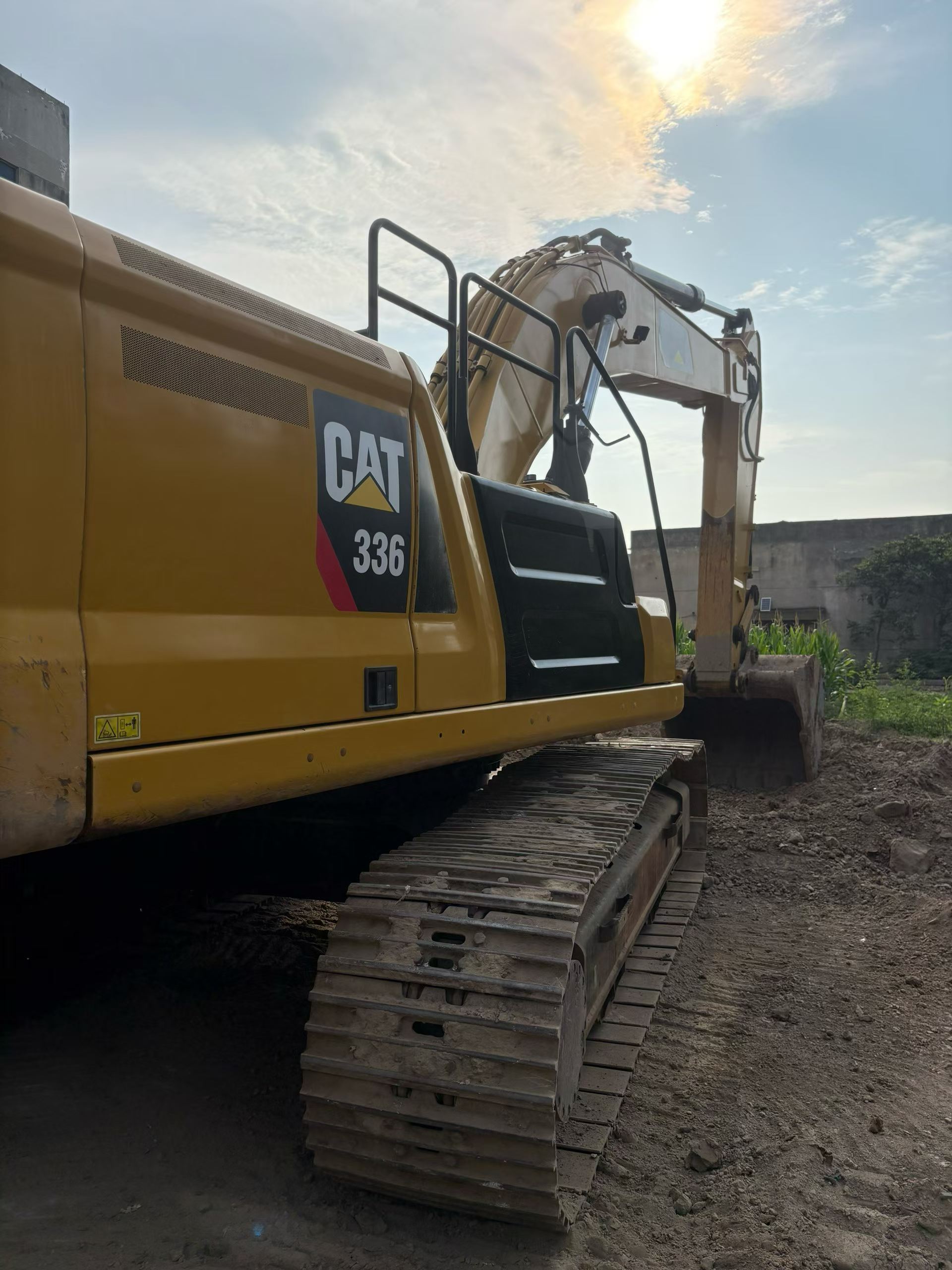 Buy Caterpillar 336E Used Excavator / 3