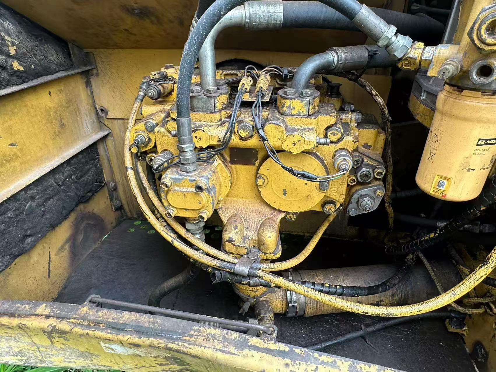 Buy Caterpillar 320C Used Excavator / 6