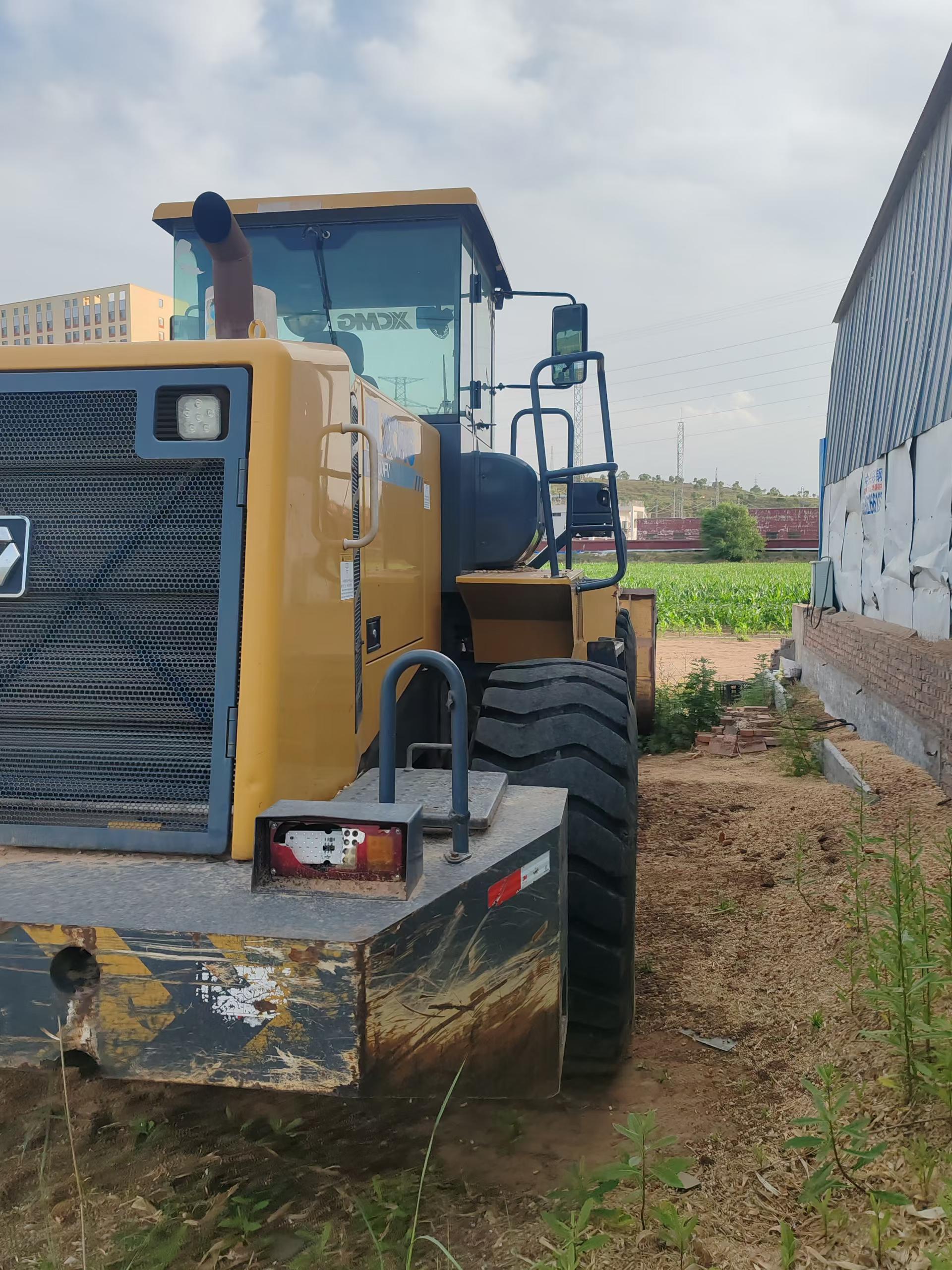 Buy XCMG XE60 Used Loader / 7