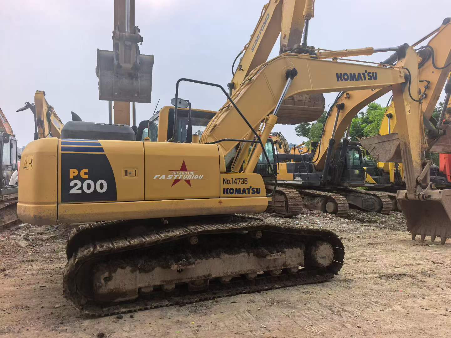 Buy Komatsu PC200 Used Excavator / 3