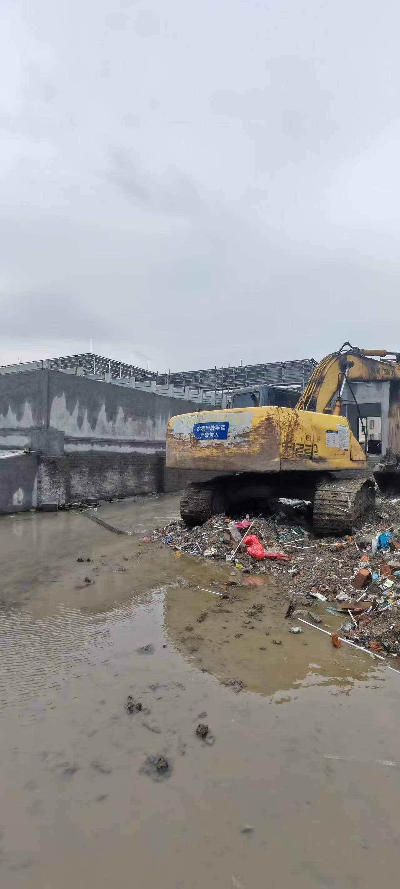 Buy Sumitomo SH210-5 Used Excavator / 2
