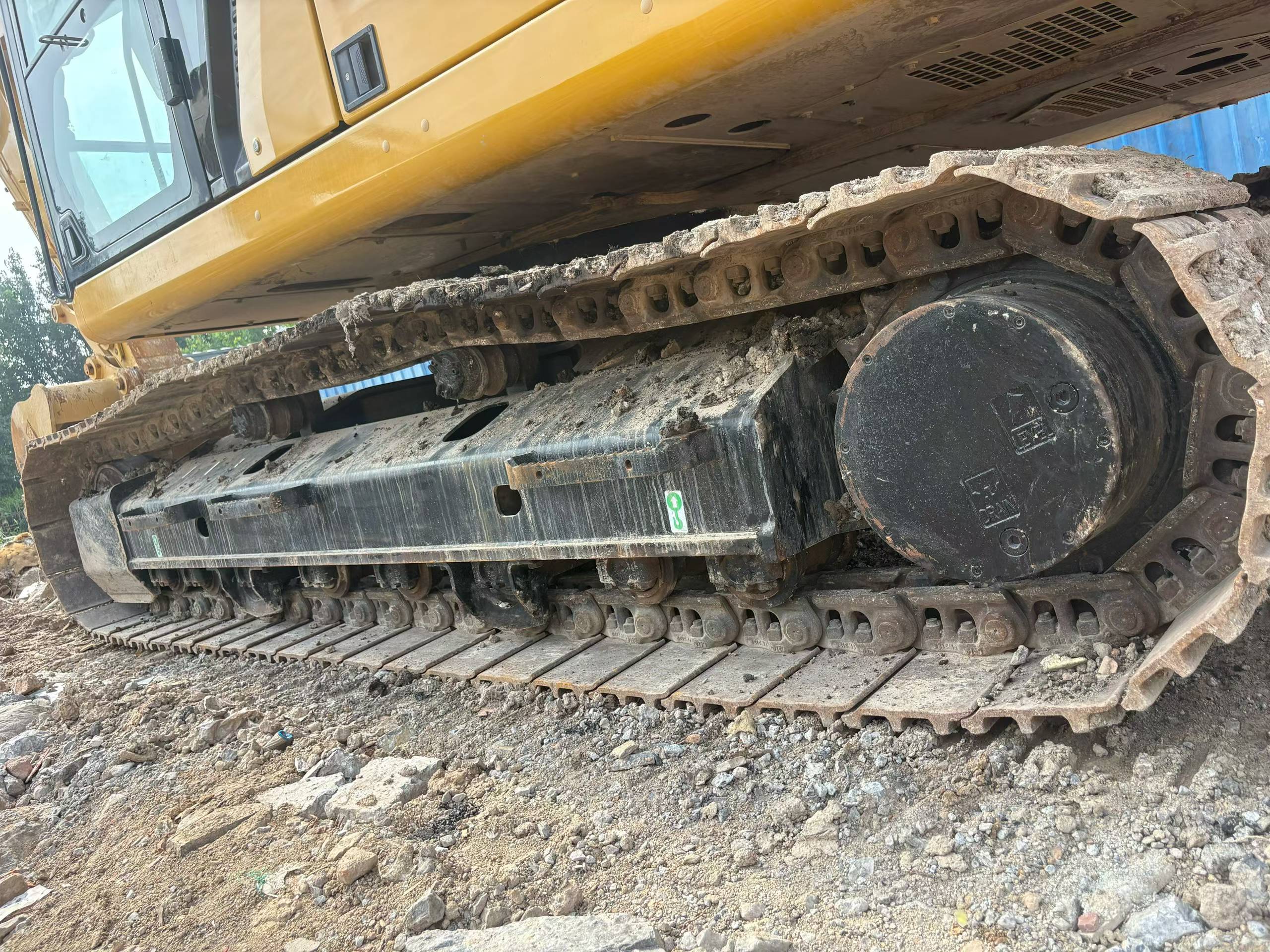 Buy Caterpillar 323 Used Excavator / 9
