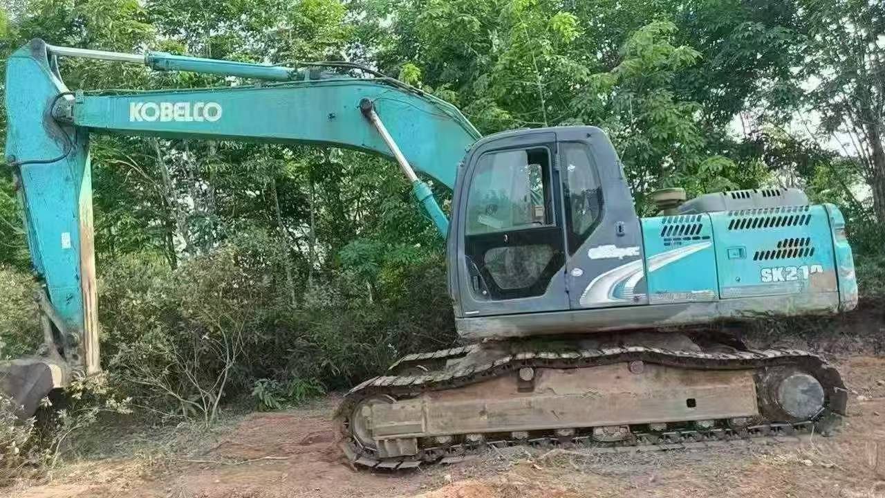 Buy Kobelco SK210-6 Used Excavator / 5