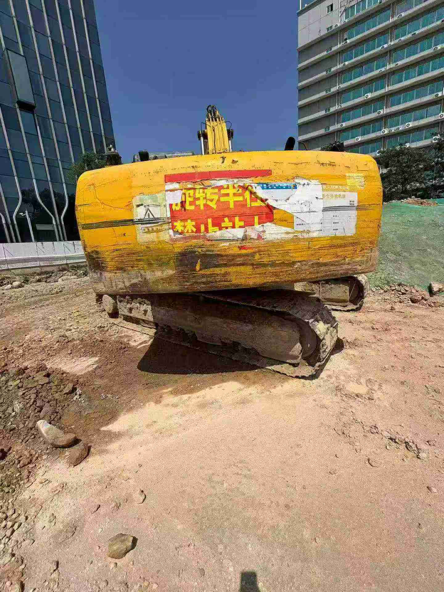 Buy Sumitomo SH240-3 Used Excavator / 3