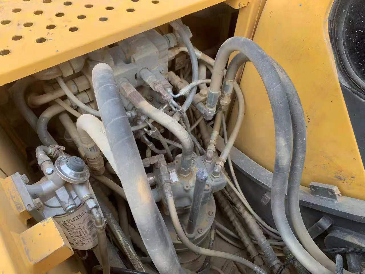 Buy Volvo EC140DL Used Excavator / 5