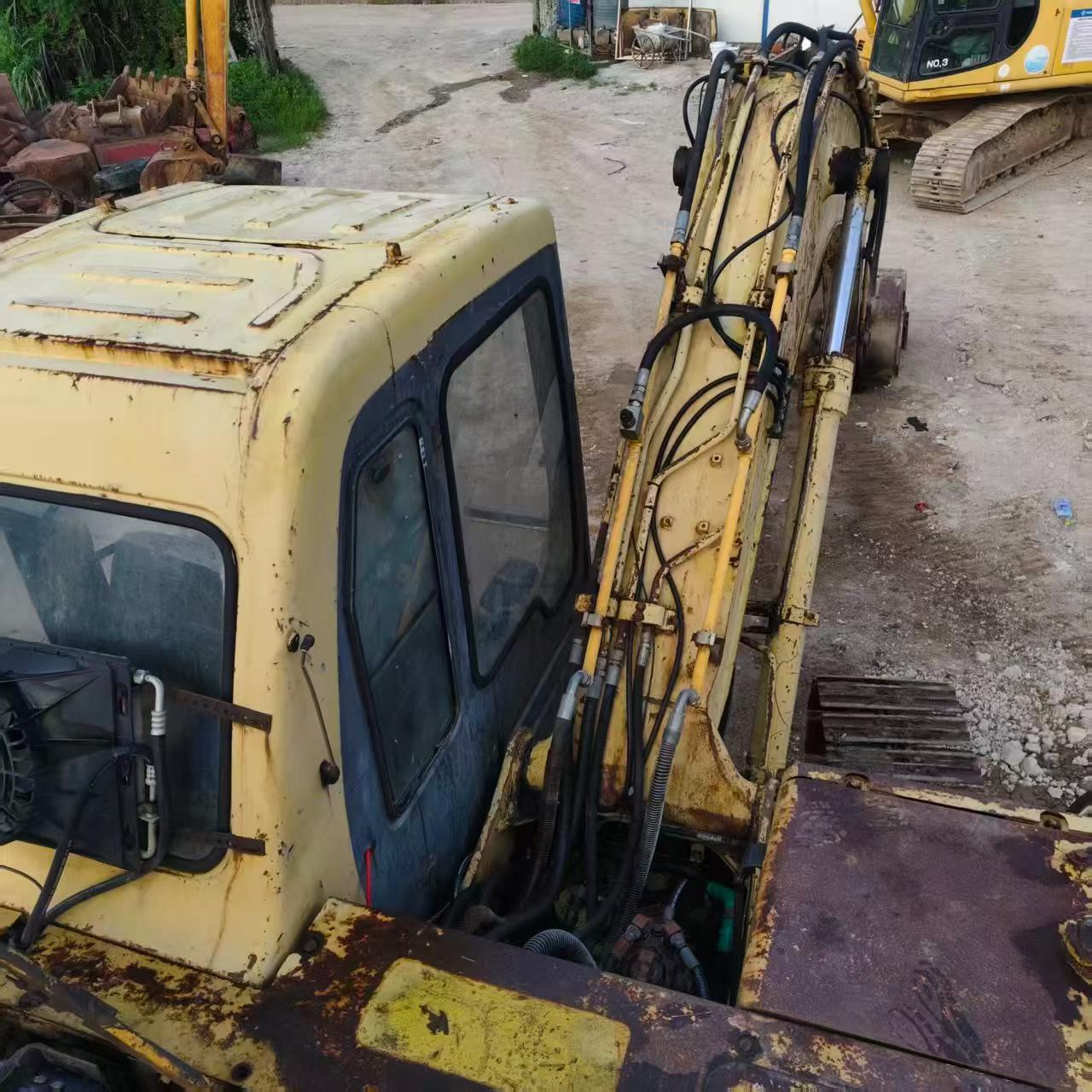 Buy Komatsu PC100-6 Used Excavator / 2
