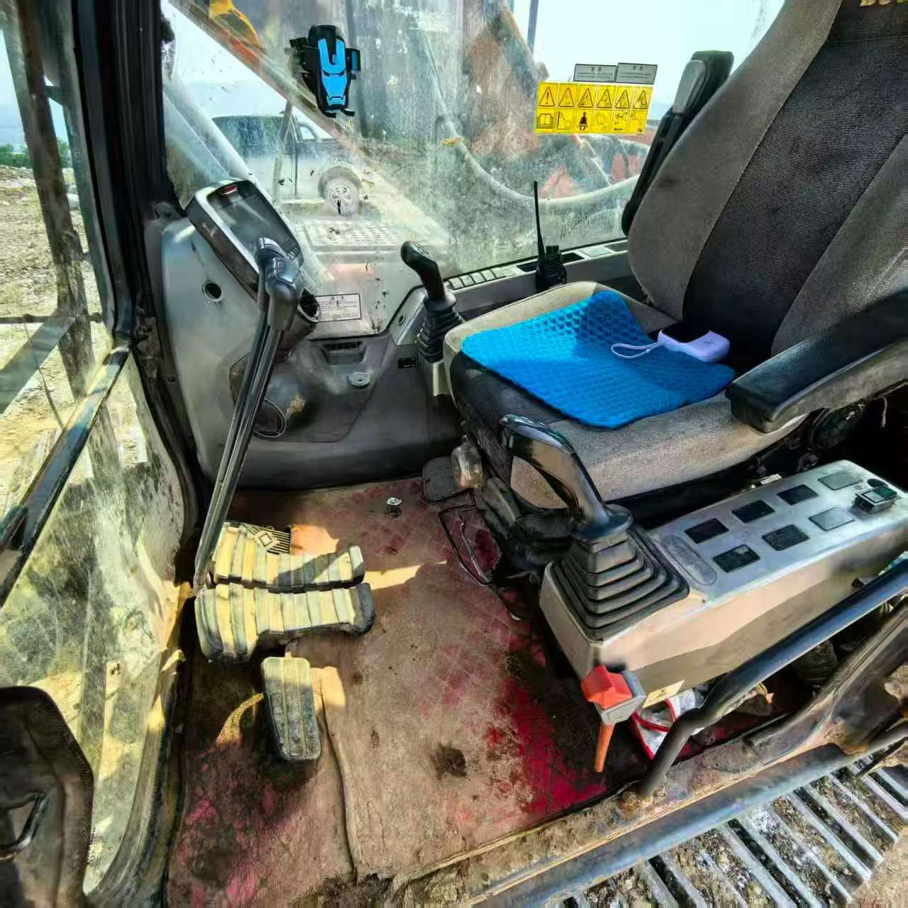 Buy Doosan DH225-9 Used Excavator / 3
