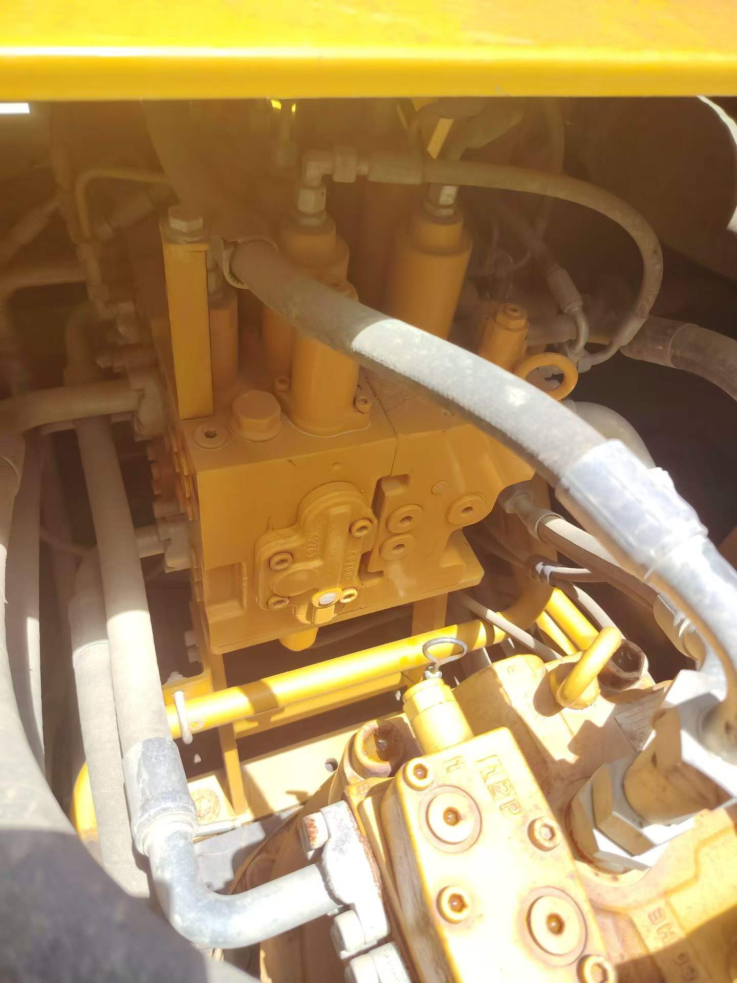 Buy Sany SY215H Used Excavator / 2