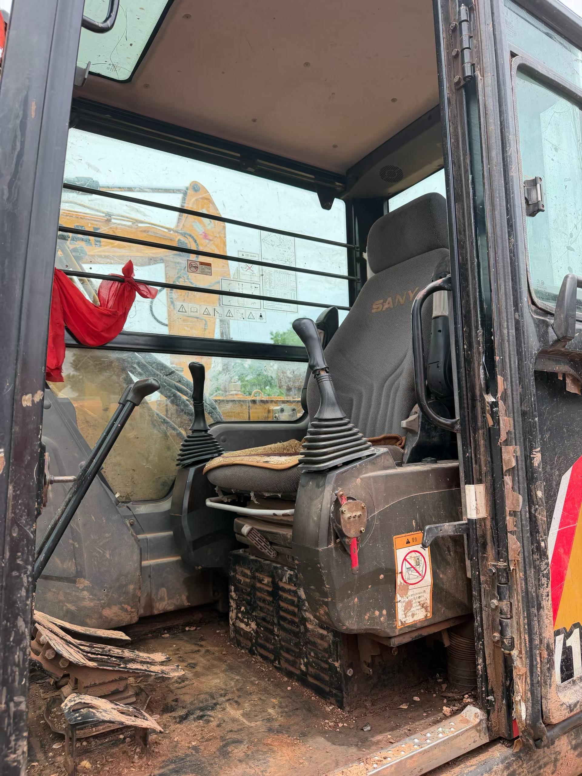 Buy Sany SY85 Used Excavator / 6