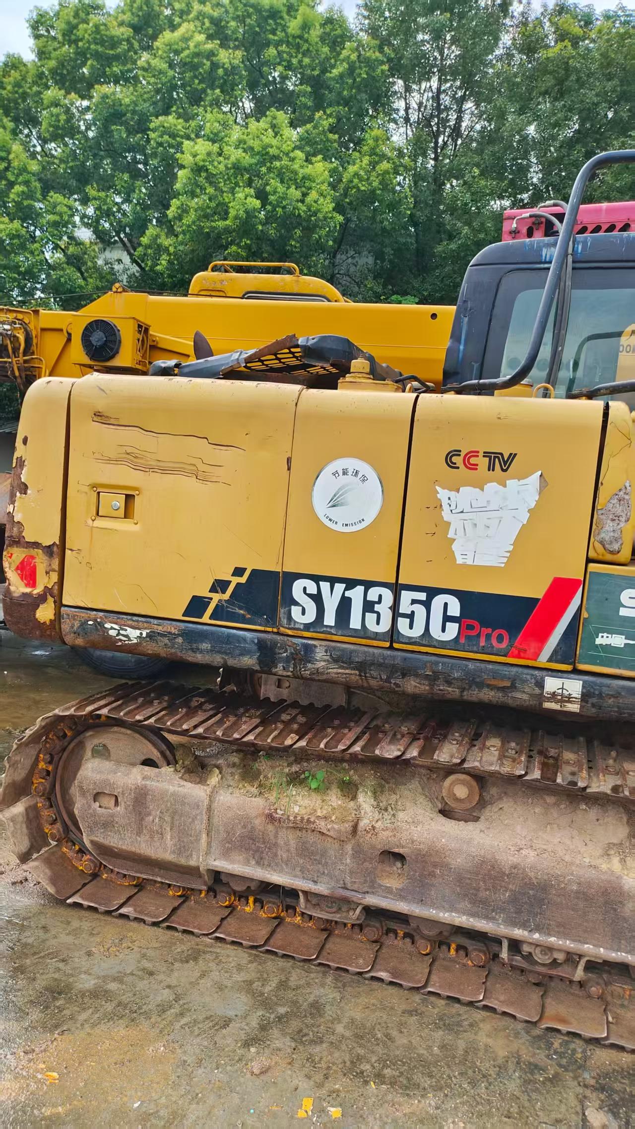 Buy Sany SY135 Used Excavator / 2