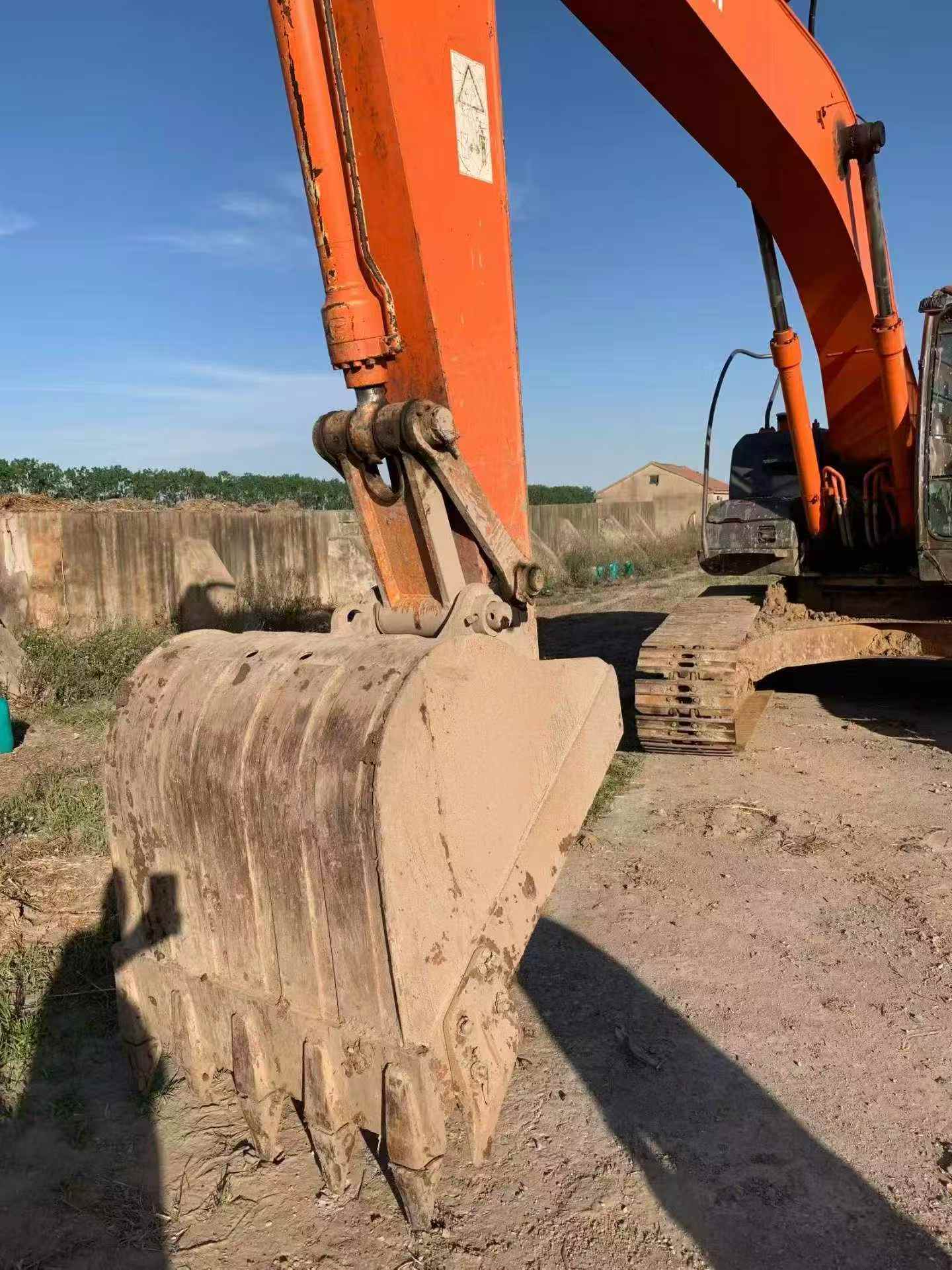 Buy Hitachi EX210 Used Excavator / 8