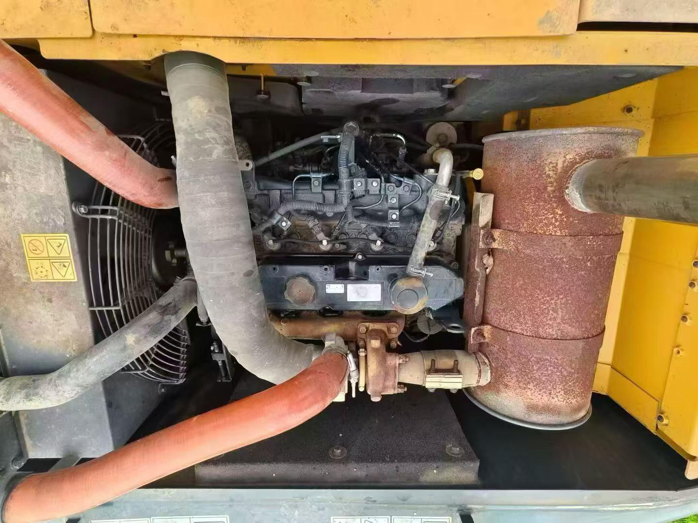 Buy Hyundai R130W Used Excavator / 6