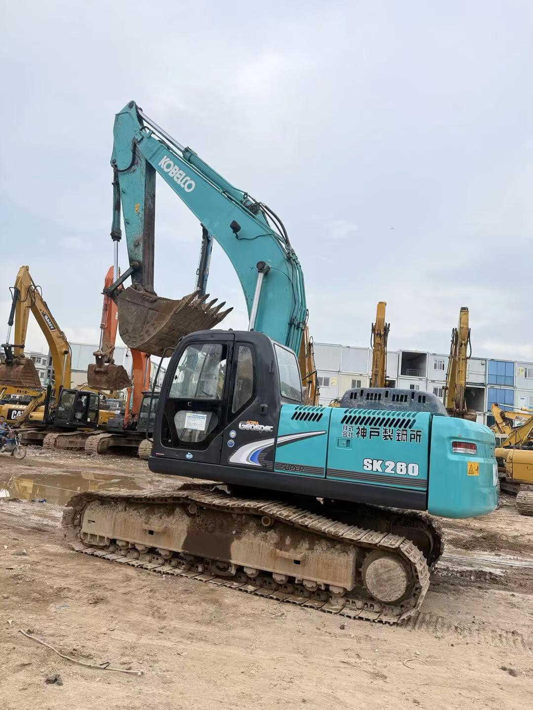 Buy Kobelco SK260LC-8 Used Excavator / 5