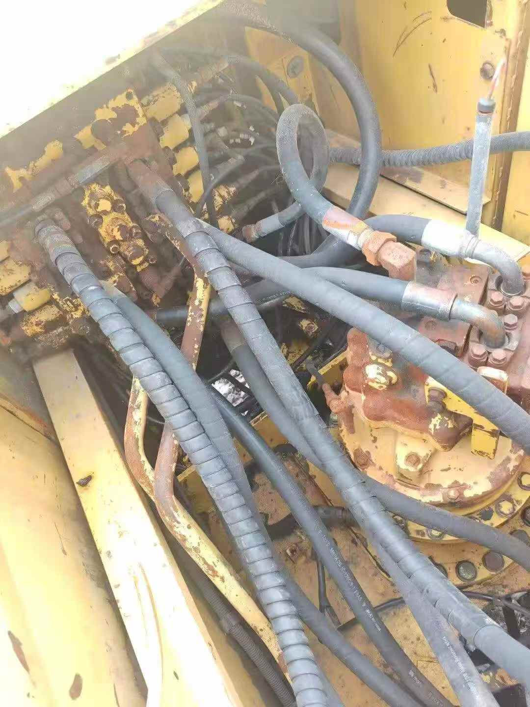 Buy Komatsu PC200-8 Used Excavator / 5