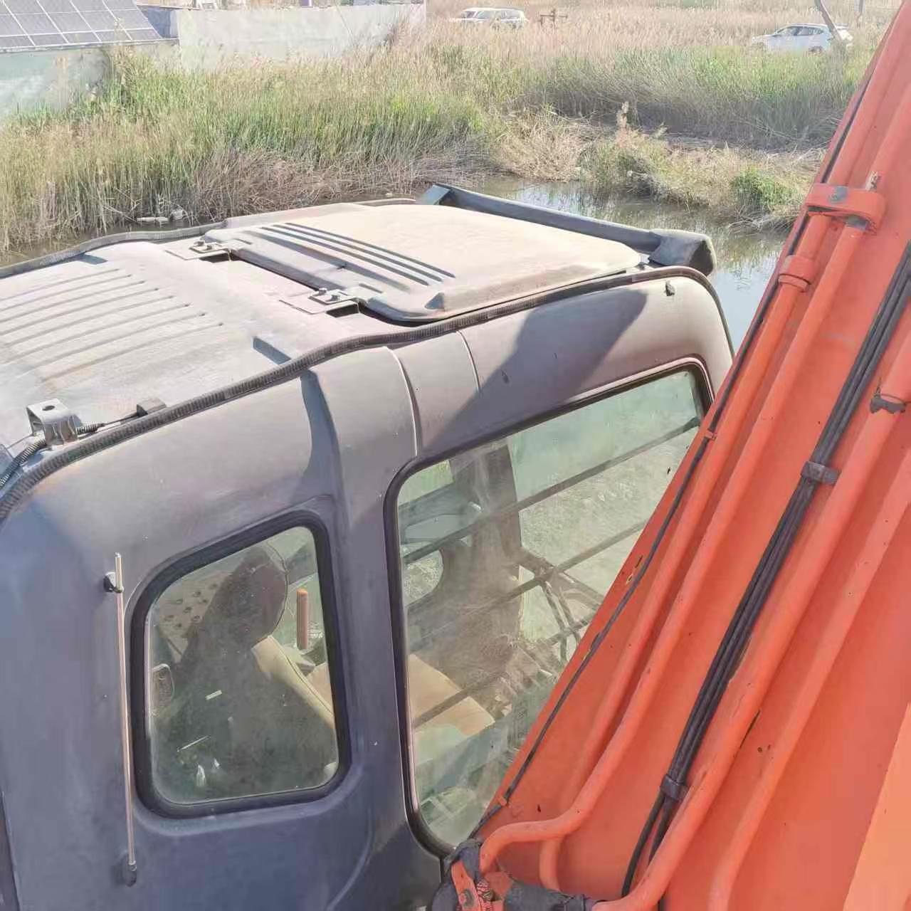 Buy Hitachi EX210 Used Excavator / 4
