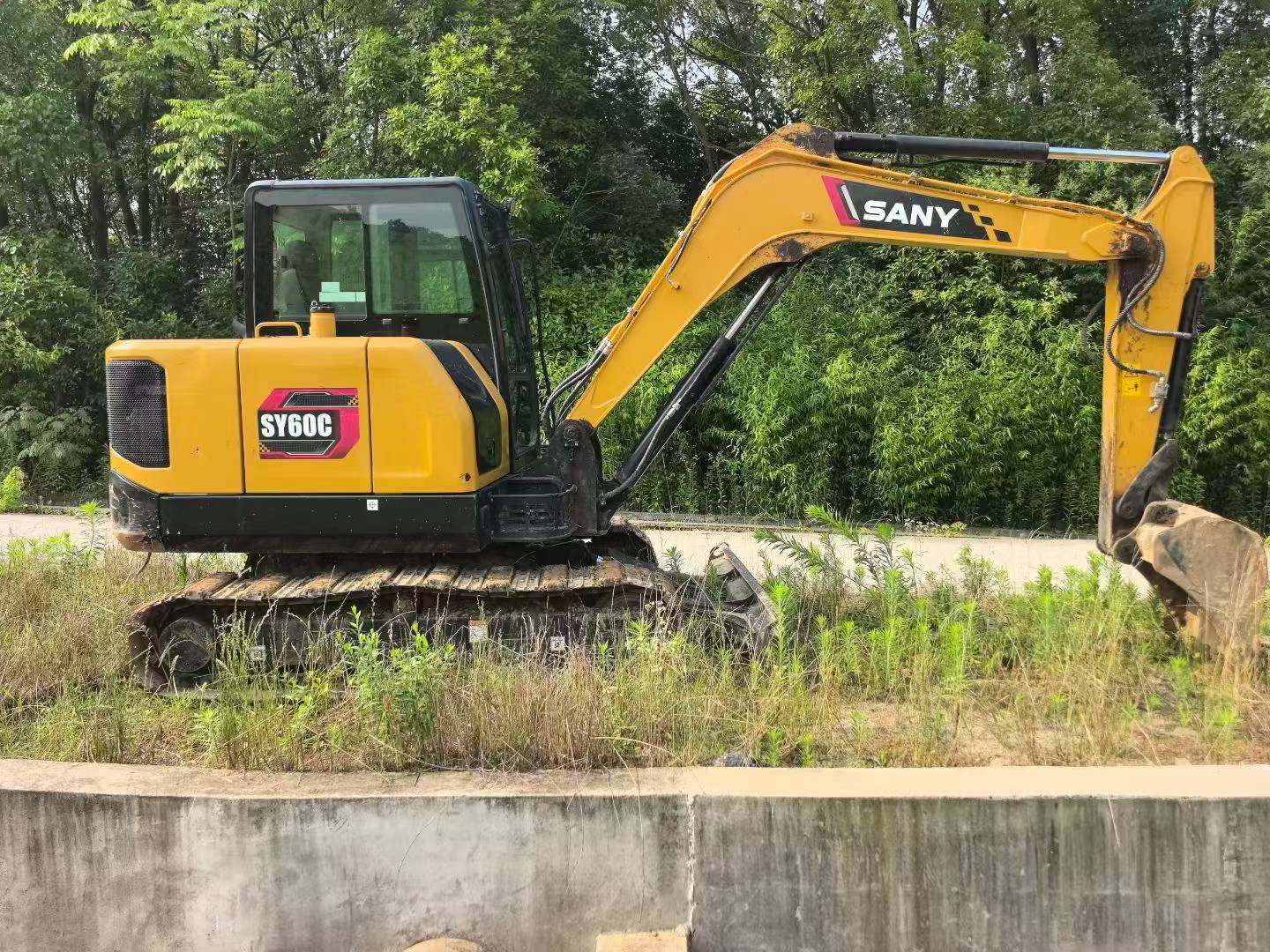 Buy Sany SY55 Used Excavator / 3