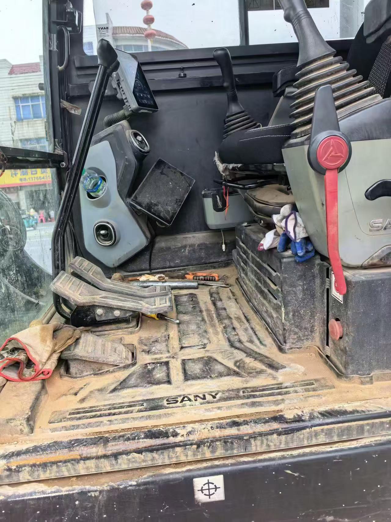Buy Sany SY60 Used Excavator / 6