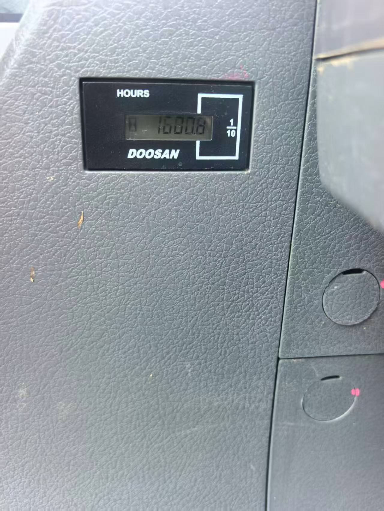 Buy Doosan DX130-9CN Used Excavator / 4