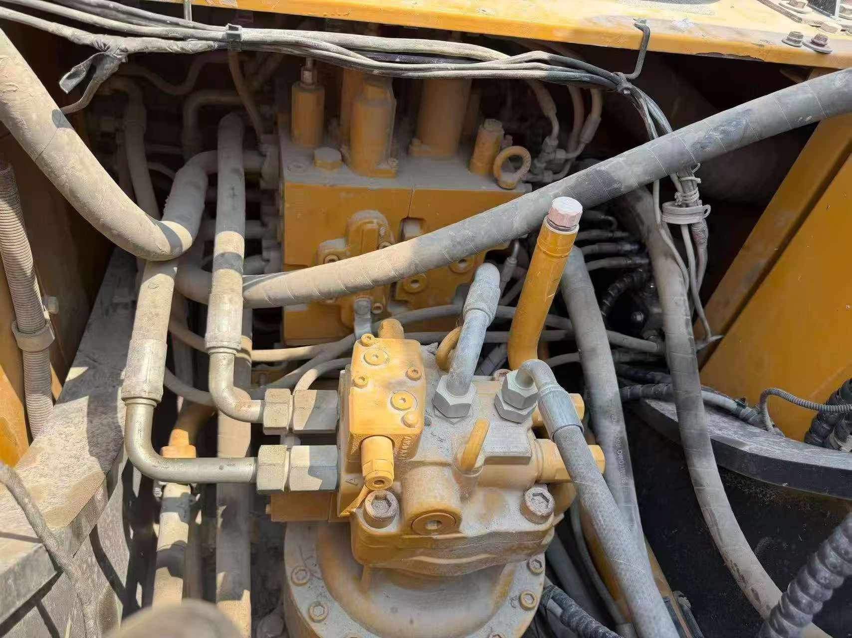 Buy Sany SY200C Used Excavator / 4