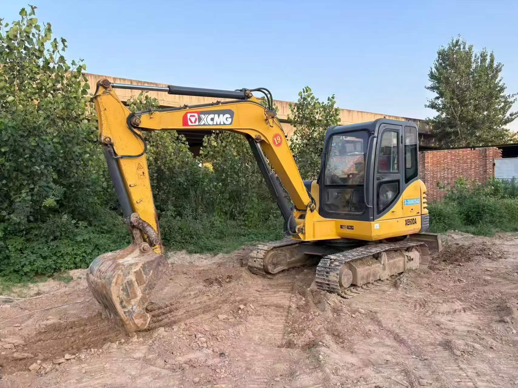 Buy XCMG XE60 Used Excavator / 2
