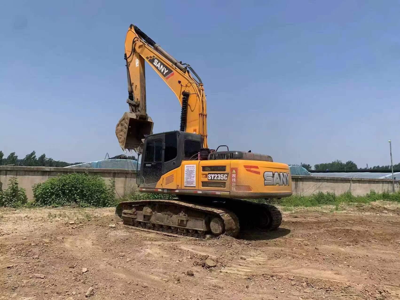 Buy Sany SY235C-8 Used Excavator / 2