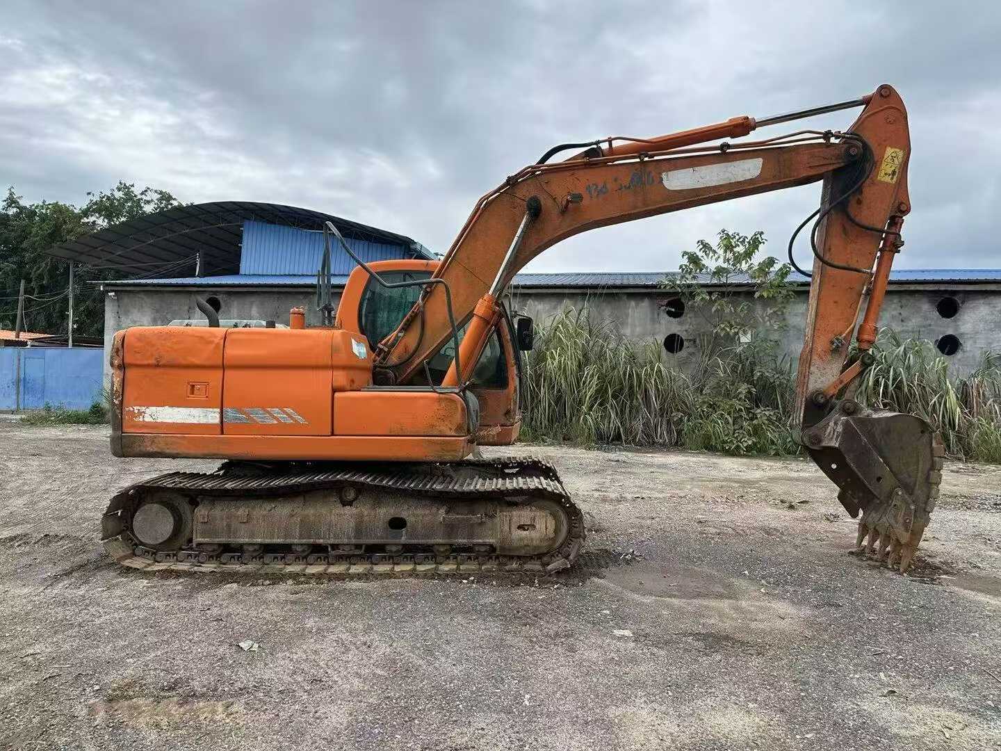Buy Doosan DX15 Used Excavator / 4