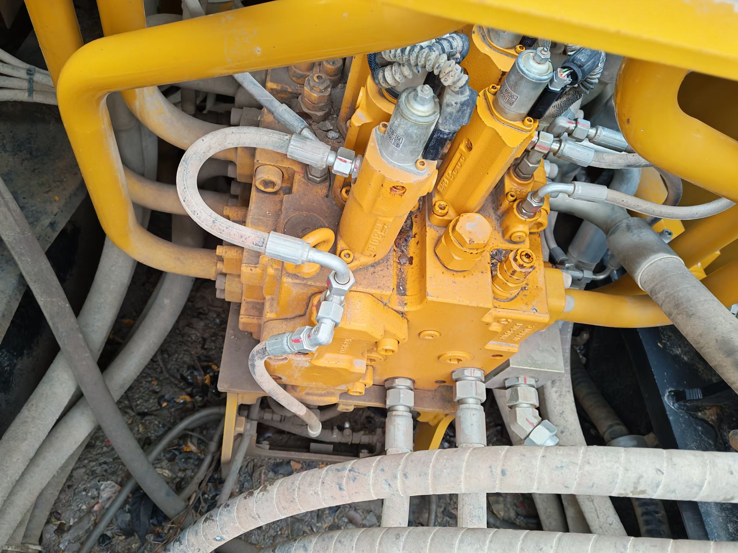 Buy Sany SY650H Used Excavator / 8