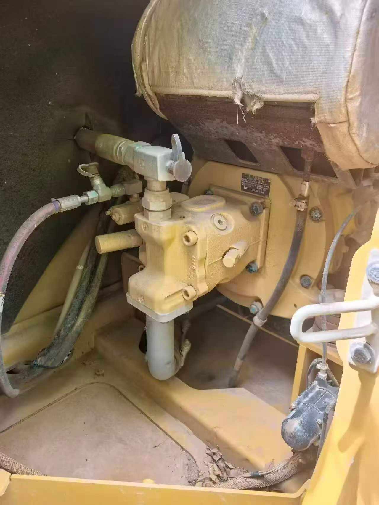 Buy Caterpillar 307B Used Excavator / 9