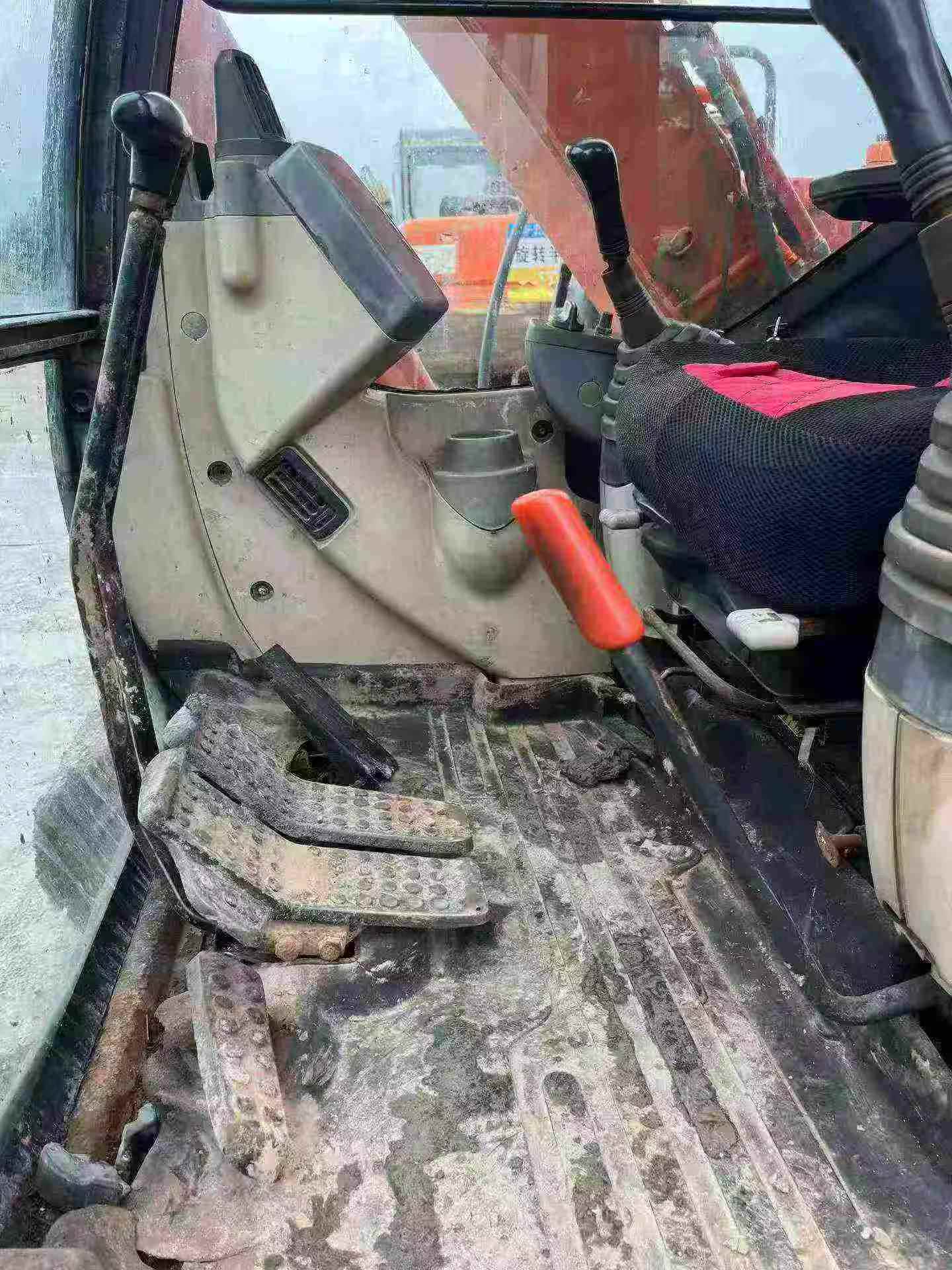Buy Hitachi EX70 Used Excavator / 9