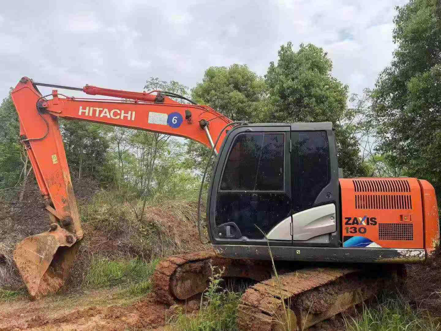 Buy Hitachi ZX130-5A Used Excavator / 3