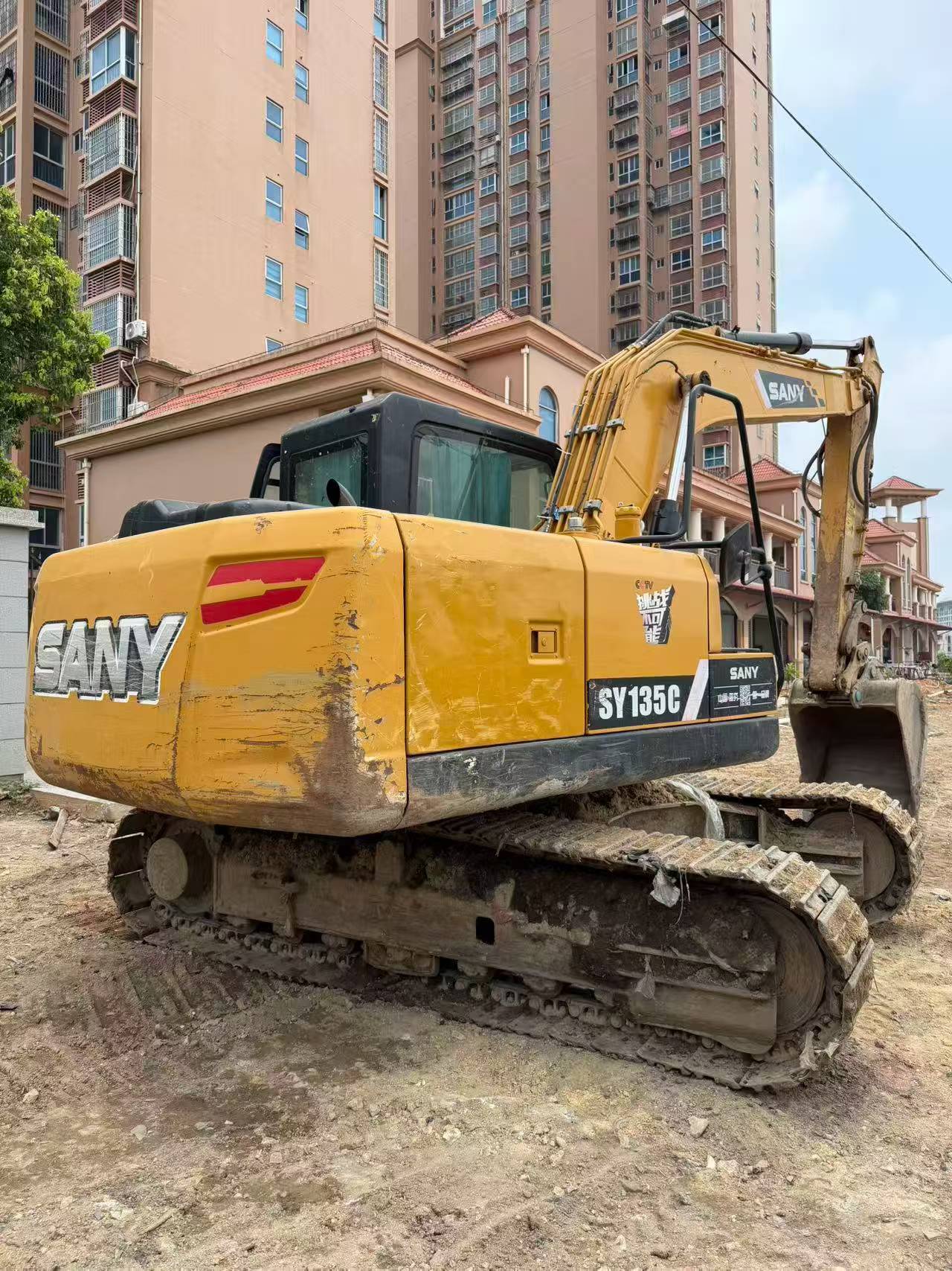 Buy Sany SY135 Used Excavator / 2