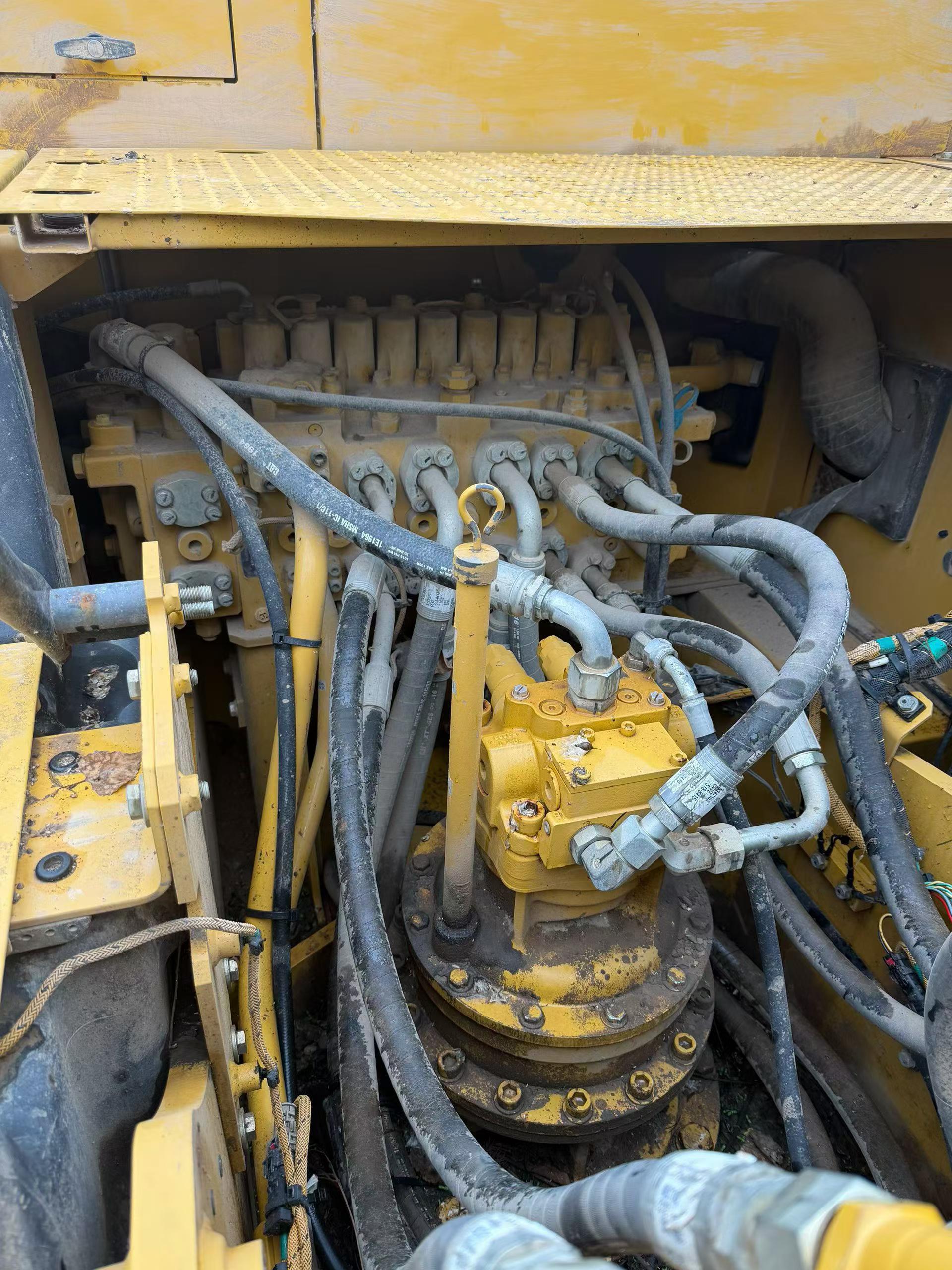 Buy Caterpillar 320A Used Excavator / 7
